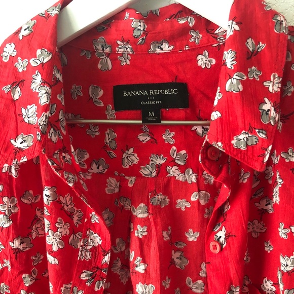 Banana Republic long sleeve - Picture 3 of 3